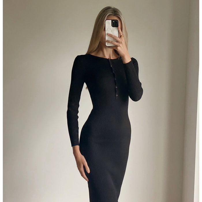 Female model wearing black bodycon long sleeve knit midi dress online