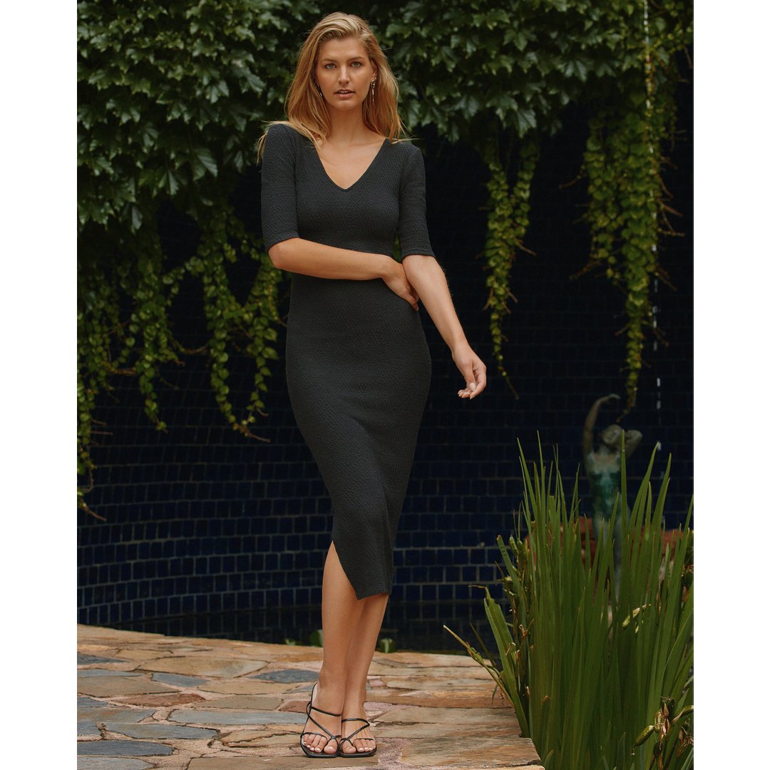 Black bodycon dress online clearance